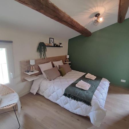 Appartement Au Calme Proche Centre Вильнёв-ле-Авиньон Экстерьер фото