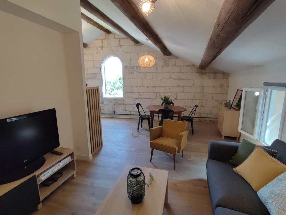 Appartement Au Calme Proche Centre Вильнёв-ле-Авиньон Экстерьер фото